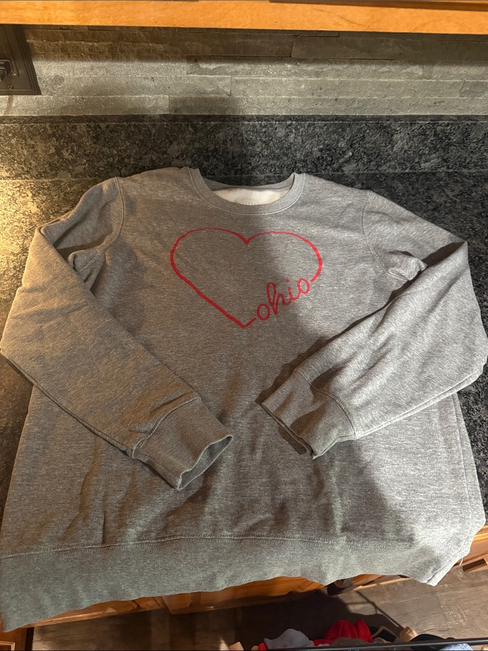 Home Ohio crew neck size large